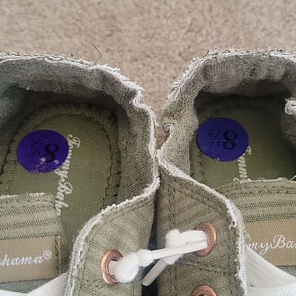 Tommy Bahama 8.5 womens casual soft green sneakers - Picture 8 of 8